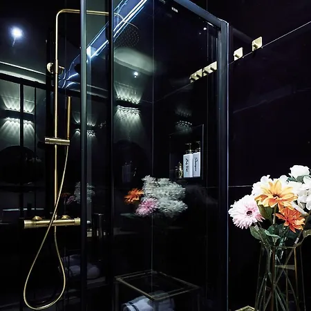 Chiclife - Lilienblum Chic Borgo Santa Caterina Apartment *